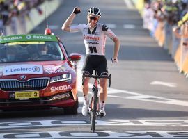 Team Sunweb's Soren Kragh Andersen reaches the finish line at Stage 19 Champagnole of the 2020 Tour de France. (Image: Getty)