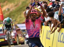 Daniel Martinez (EF Pro Cycling) held off Lennard Kamna (Bora-Hansgrohe)  to win Stage 13 at Puy Mary. (Image: AFP)