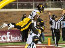 Iowa dismantled Minnesota 35-7 in College Football Week 11, and betting on the Hawkeyes included a $170,000 moneyline wager. (Image: USA Today Sports)