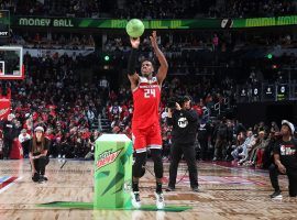 Last year's champion, Buddy Hield, shooting the special 3-Ball in the 2020 NBA All-Star 3-Point Contest. (Image: Nathaniel S. Butler/Getty)