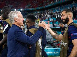 French national team coach Didier Deschamps congratulates Karim Benzema after France beat Germany 1-0 in Munich for their Euro 2020 opening game. (Image: Twitter/equipedefrance)