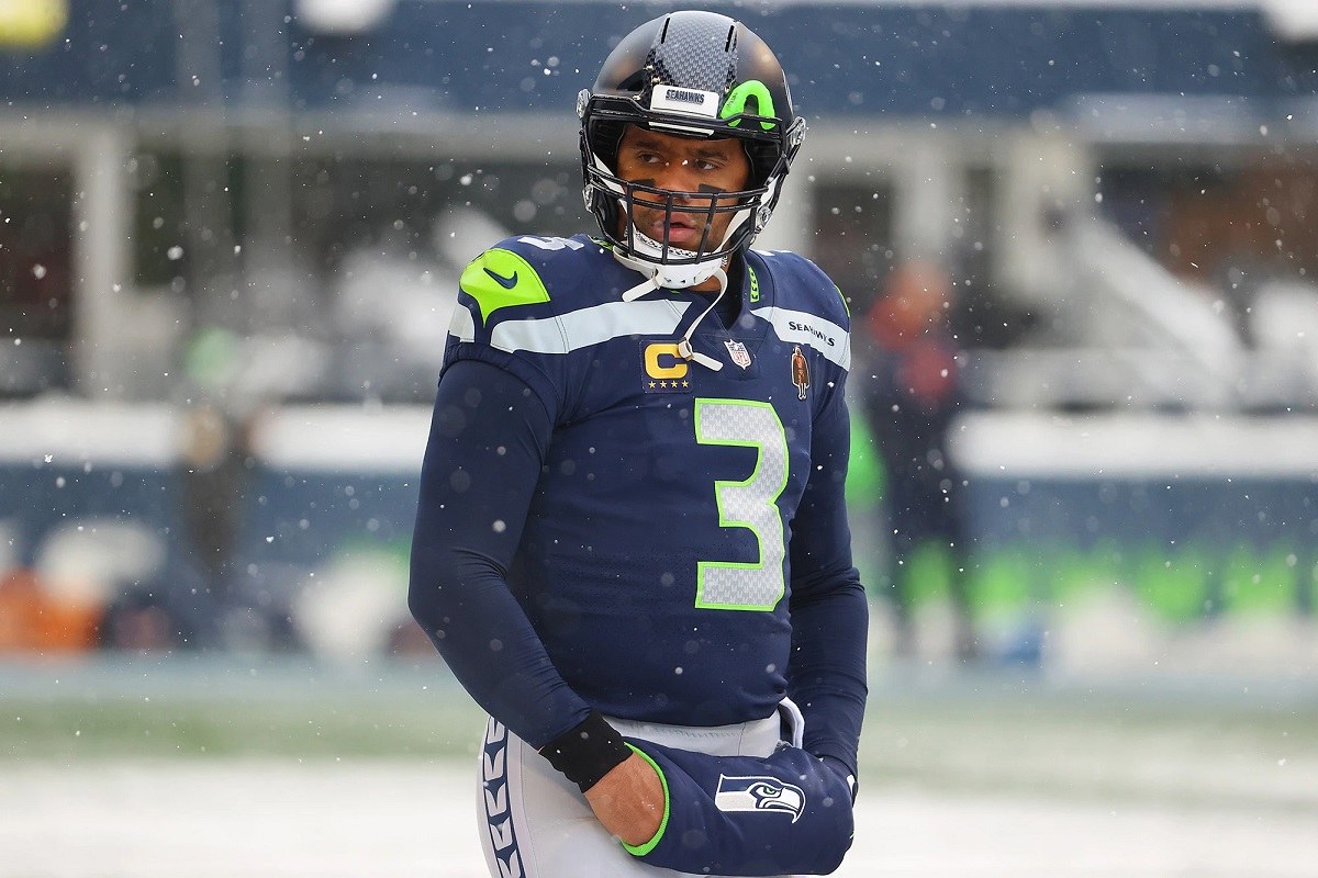 Russell Wilson trade Tampa Bay Bucs QB Seattle Seahawks Deshaun Watson Houston Texans