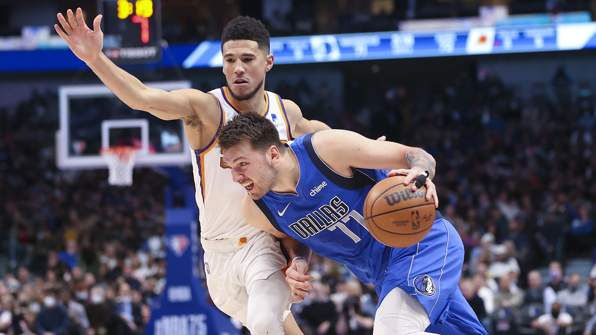 Luka Doncic Dallas Mavs Phoenix Suns Scoring prop Bets over/under points Game 3 Chris Paul Devin Booker